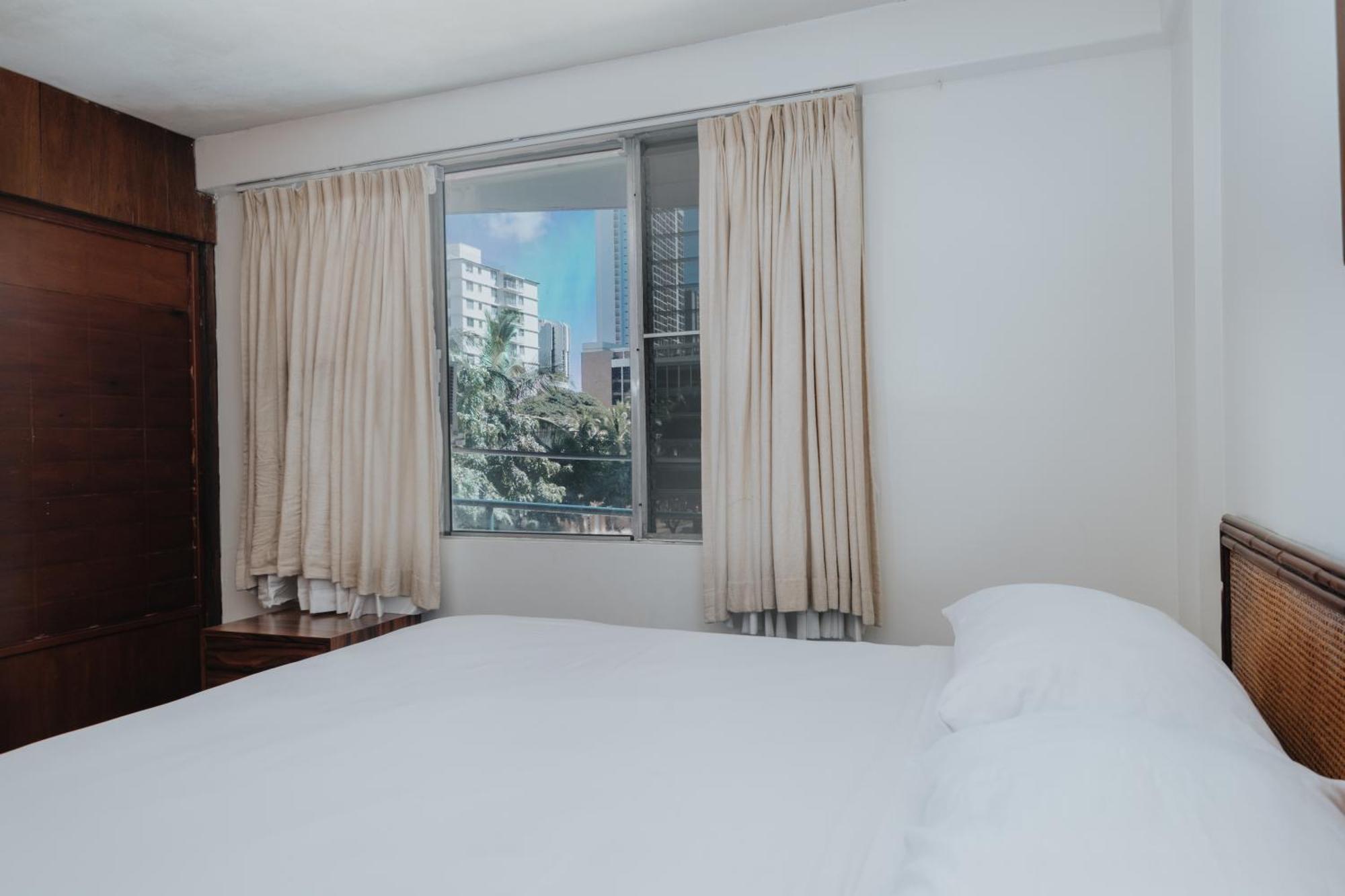 Royal Grove Waikiki Hotell Honolulu Exteriör bild